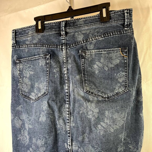 Tommy Bahama Stenciled Denim Blue Jean Skirt Women's Size 10 Boho Cottage - Picture 6 of 9